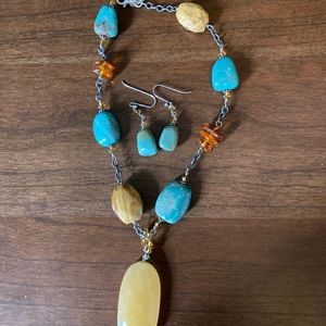 Silpada necklace and earrings set